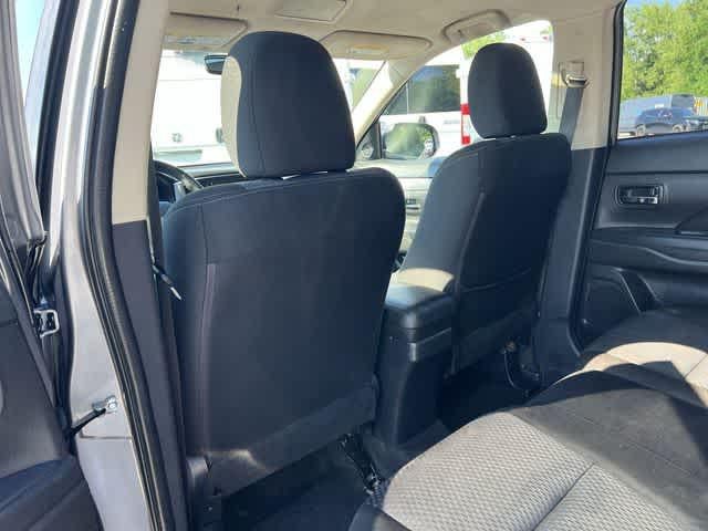 2017 Mitsubishi Outlander SE