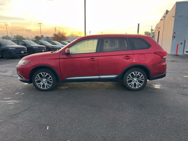 2016 Mitsubishi Outlander SE