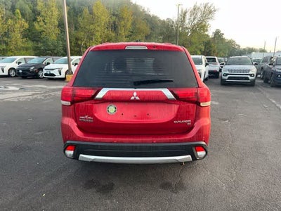 2016 Mitsubishi Outlander SE