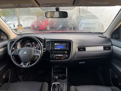 2016 Mitsubishi Outlander SE