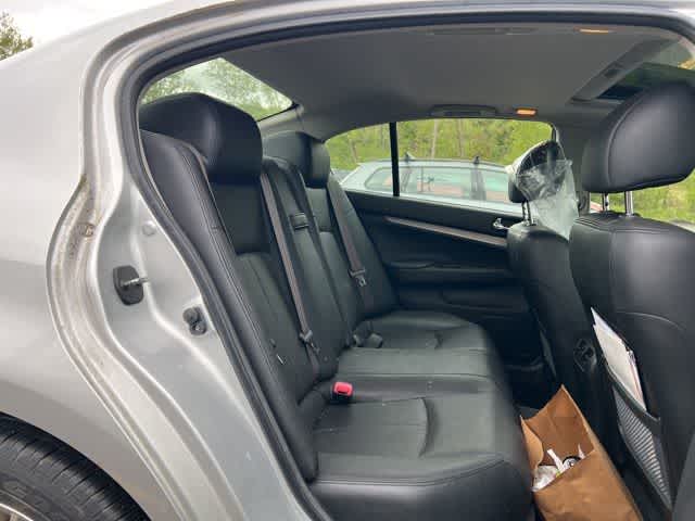 2013 INFINITI G37x x