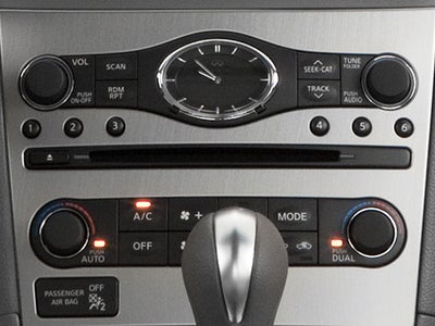 2013 INFINITI G37x x