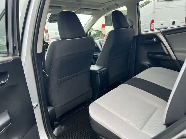 2018 Toyota RAV4 Hybrid XLE