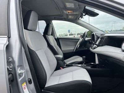 2018 Toyota RAV4 Hybrid XLE