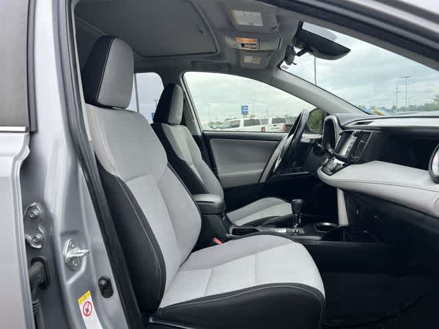 2018 Toyota RAV4 Hybrid XLE
