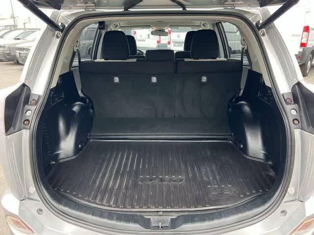 2018 Toyota RAV4 Hybrid XLE