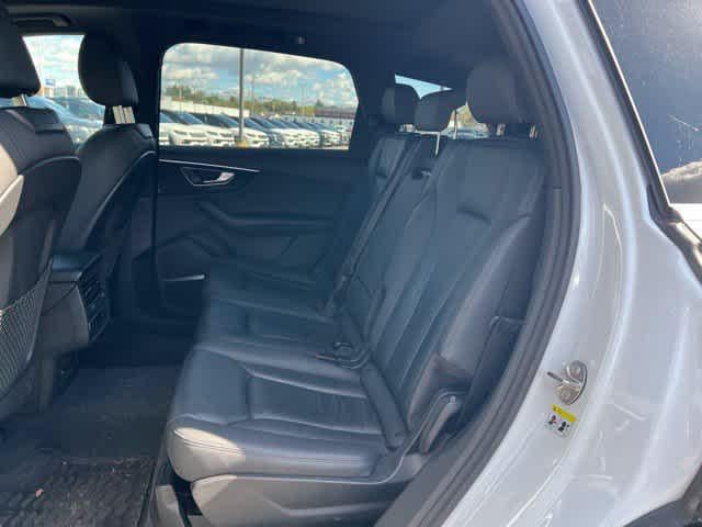 2021 Audi Q7 Premium Plus 55 TFSI quattro Tiptronic
