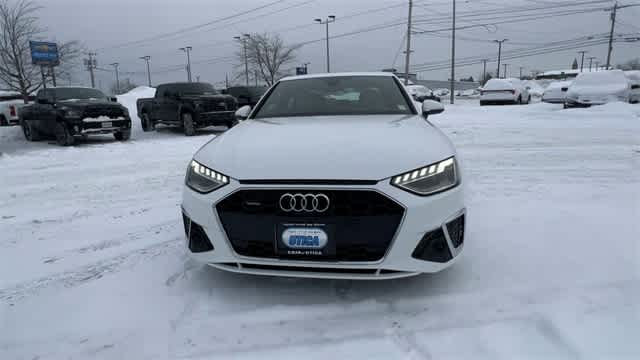 2021 Audi A4 Premium Plus 45 TFSI S line quattro S tronic