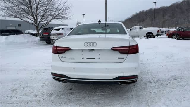 2021 Audi A4 Premium Plus 45 TFSI S line quattro S tronic