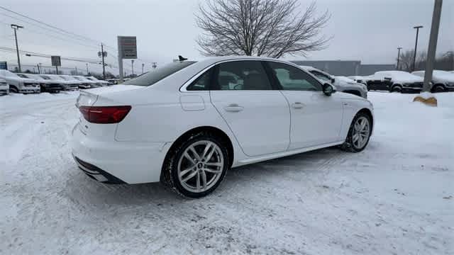 2021 Audi A4 Premium Plus 45 TFSI S line quattro S tronic