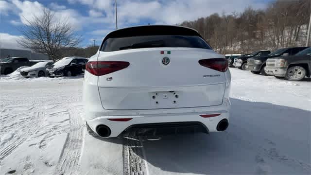 2022 Alfa Romeo Stelvio Veloce Ti AWD