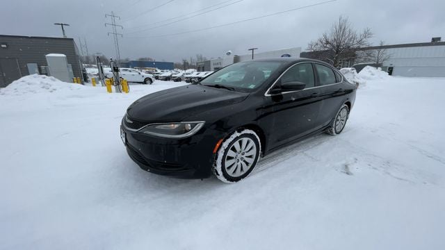 2015 Chrysler 200 LX