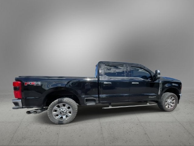 2023 Ford F-350SD Lariat