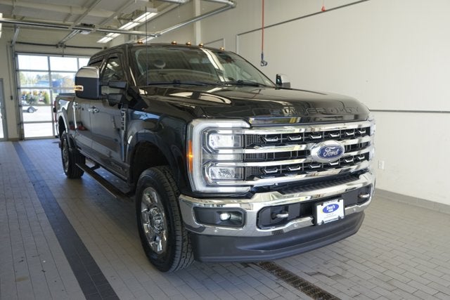 2023 Ford F-350SD Lariat