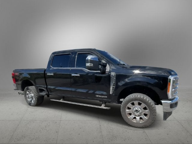 2023 Ford F-350SD Lariat
