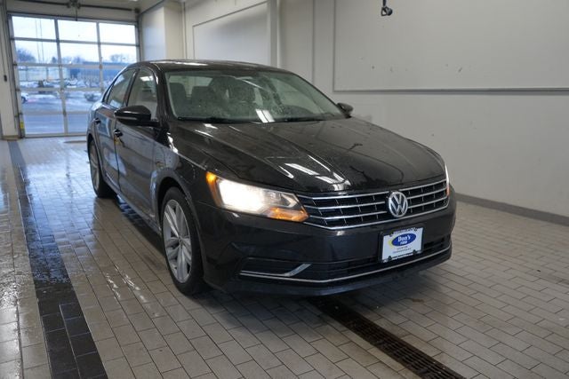 2019 Volkswagen Passat 2.0T Wolfsburg