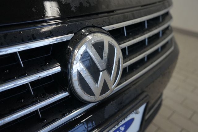 2019 Volkswagen Passat 2.0T Wolfsburg