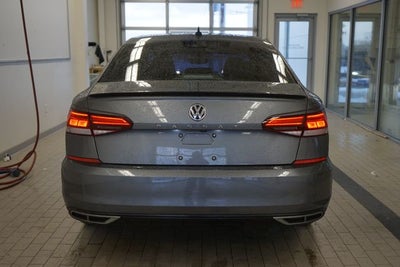 2021 Volkswagen Passat 2.0T R-Line