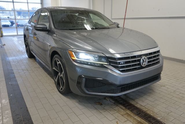 2021 Volkswagen Passat 2.0T R-Line
