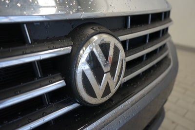 2021 Volkswagen Passat 2.0T R-Line