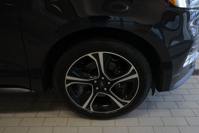 2020 Ford Edge ST