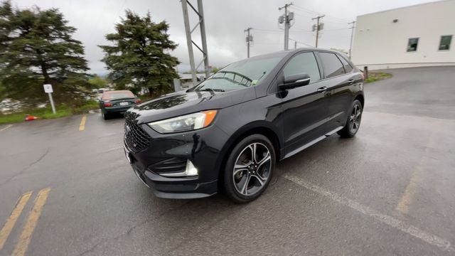 2020 Ford Edge ST