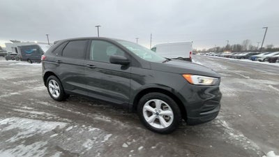 2022 Ford Edge SE