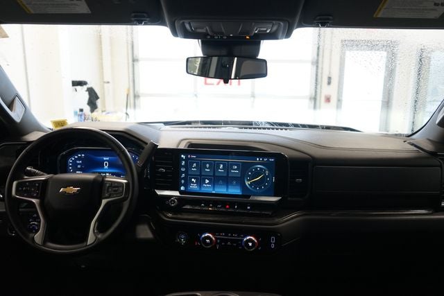 2023 Chevrolet Silverado 1500 LT LT1