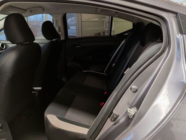 2021 Nissan Versa 1.6 SV