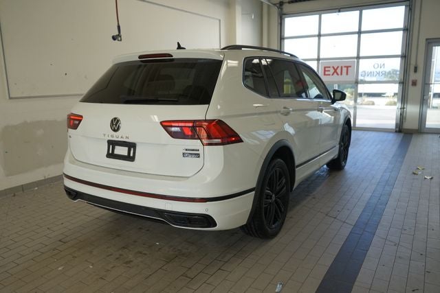 2022 Volkswagen Tiguan 2.0T SE R-Line Black