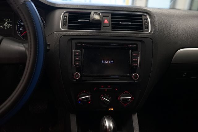 2014 Volkswagen Jetta 1.8T SE w/Connectivity/Sunroof