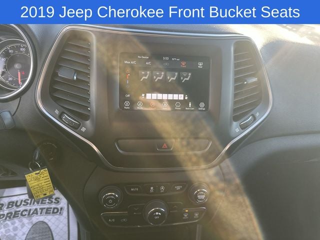 2019 Jeep Cherokee Latitude