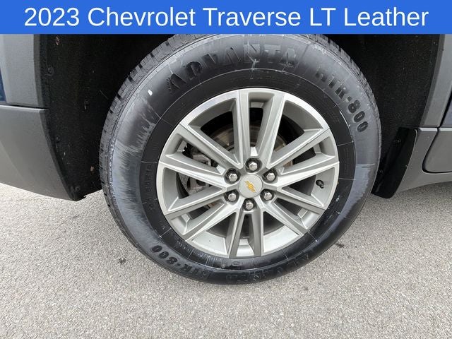 2023 Chevrolet Traverse LT Leather