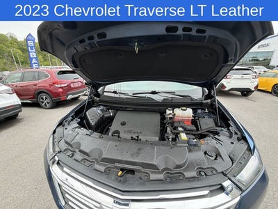 2023 Chevrolet Traverse LT Leather