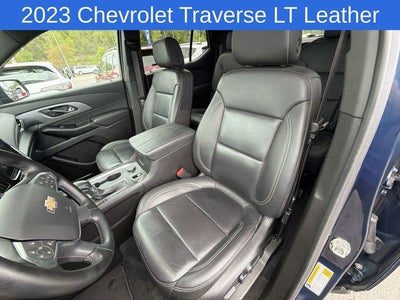 2023 Chevrolet Traverse LT Leather