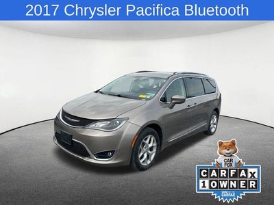 2017 Chrysler Pacifica Touring L Plus
