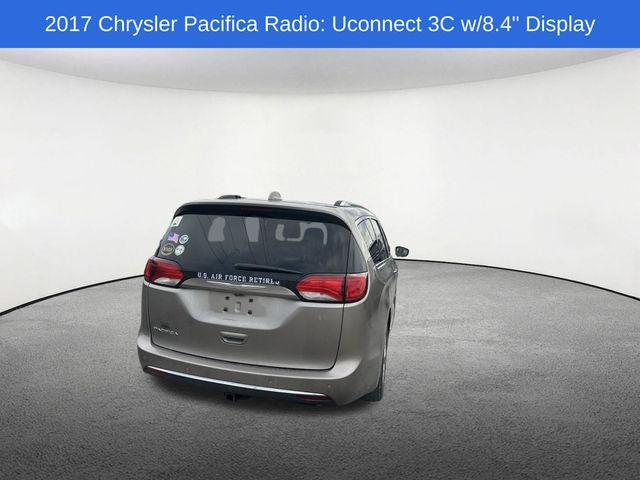 2017 Chrysler Pacifica Touring L Plus