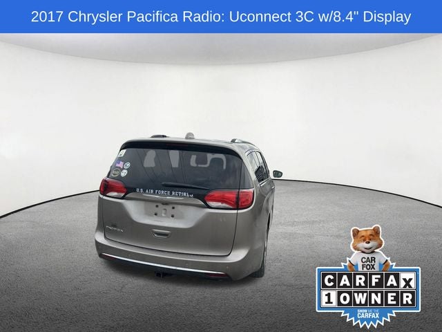 2017 Chrysler Pacifica Touring L Plus