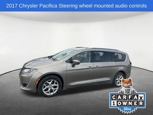 2017 Chrysler Pacifica Touring L Plus