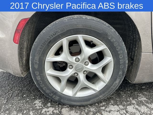 2017 Chrysler Pacifica Touring L Plus