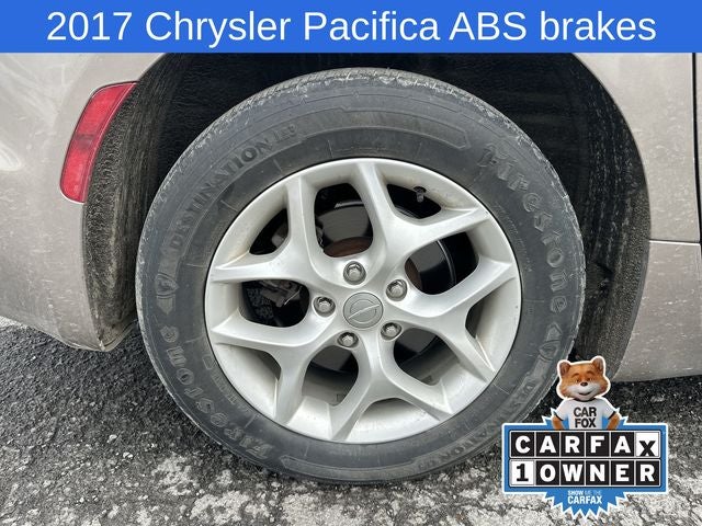2017 Chrysler Pacifica Touring L Plus