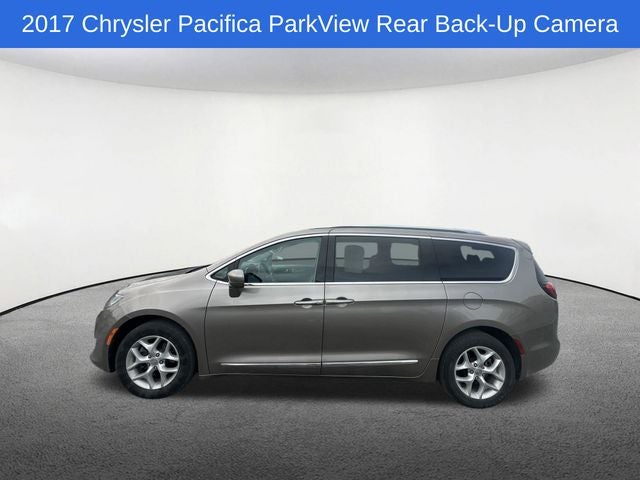 2017 Chrysler Pacifica Touring L Plus