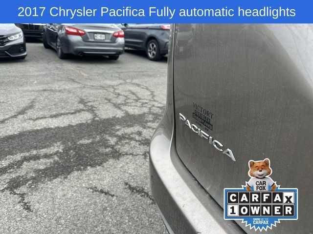 2017 Chrysler Pacifica Touring L Plus
