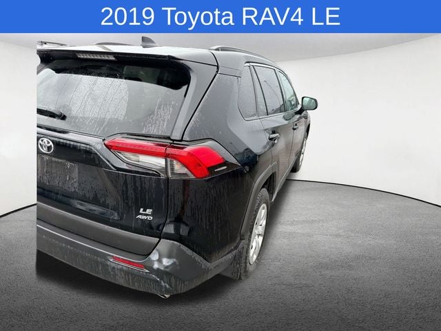 2019 Toyota RAV4 LE