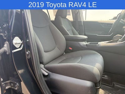 2019 Toyota RAV4 LE