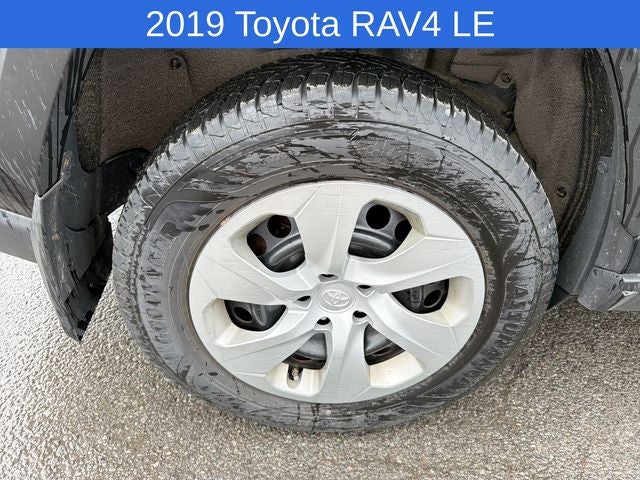 2019 Toyota RAV4 LE