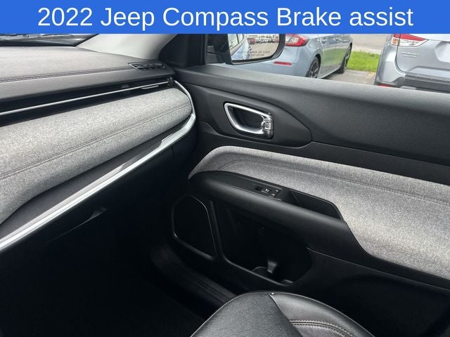 2022 Jeep Compass Latitude Lux