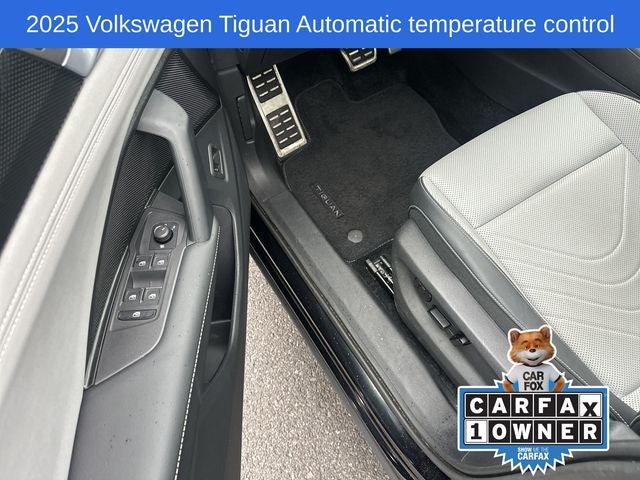 2025 Volkswagen Tiguan 2.0T SE R-Line Black