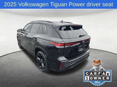 2025 Volkswagen Tiguan 2.0T SE R-Line Black