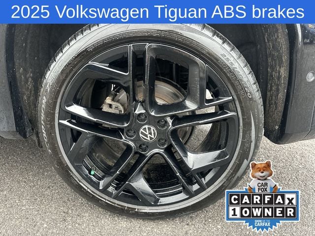 2025 Volkswagen Tiguan 2.0T SE R-Line Black